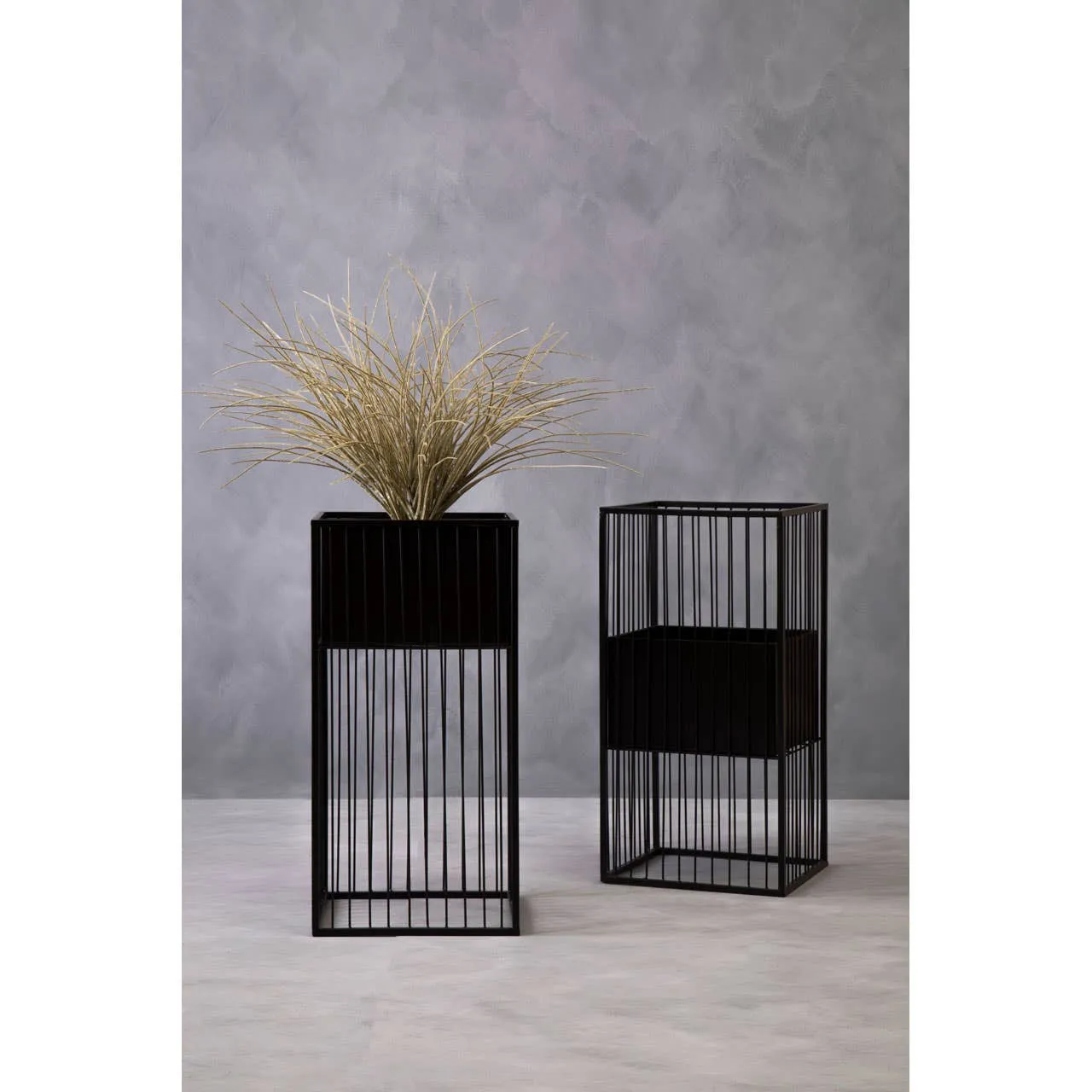 Alden Floor Standing Planter