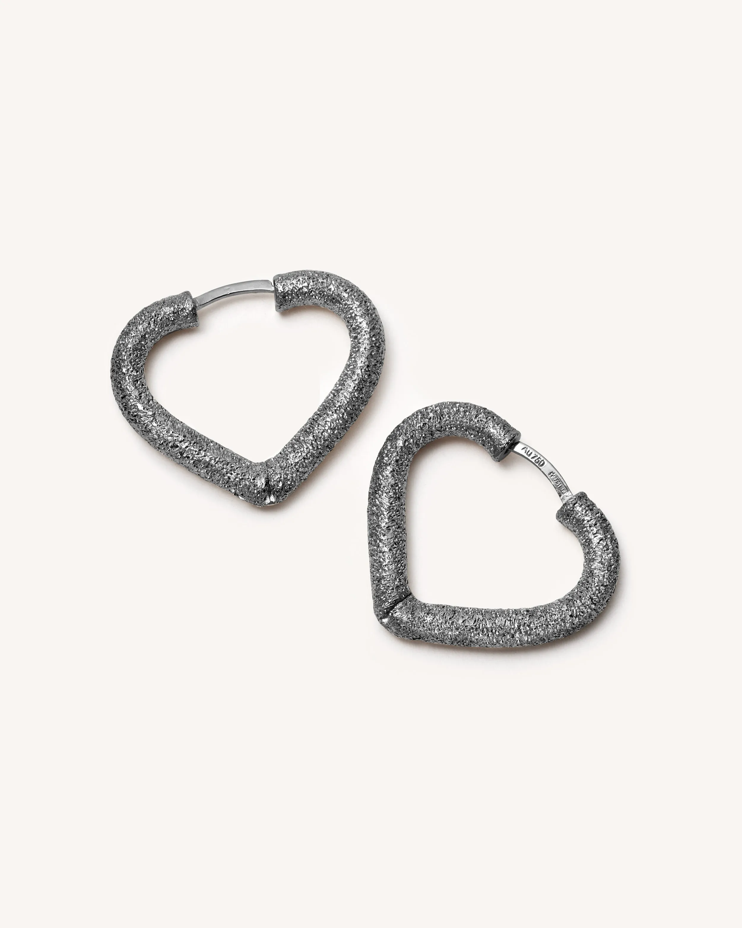 Cuore Huggy Earrings