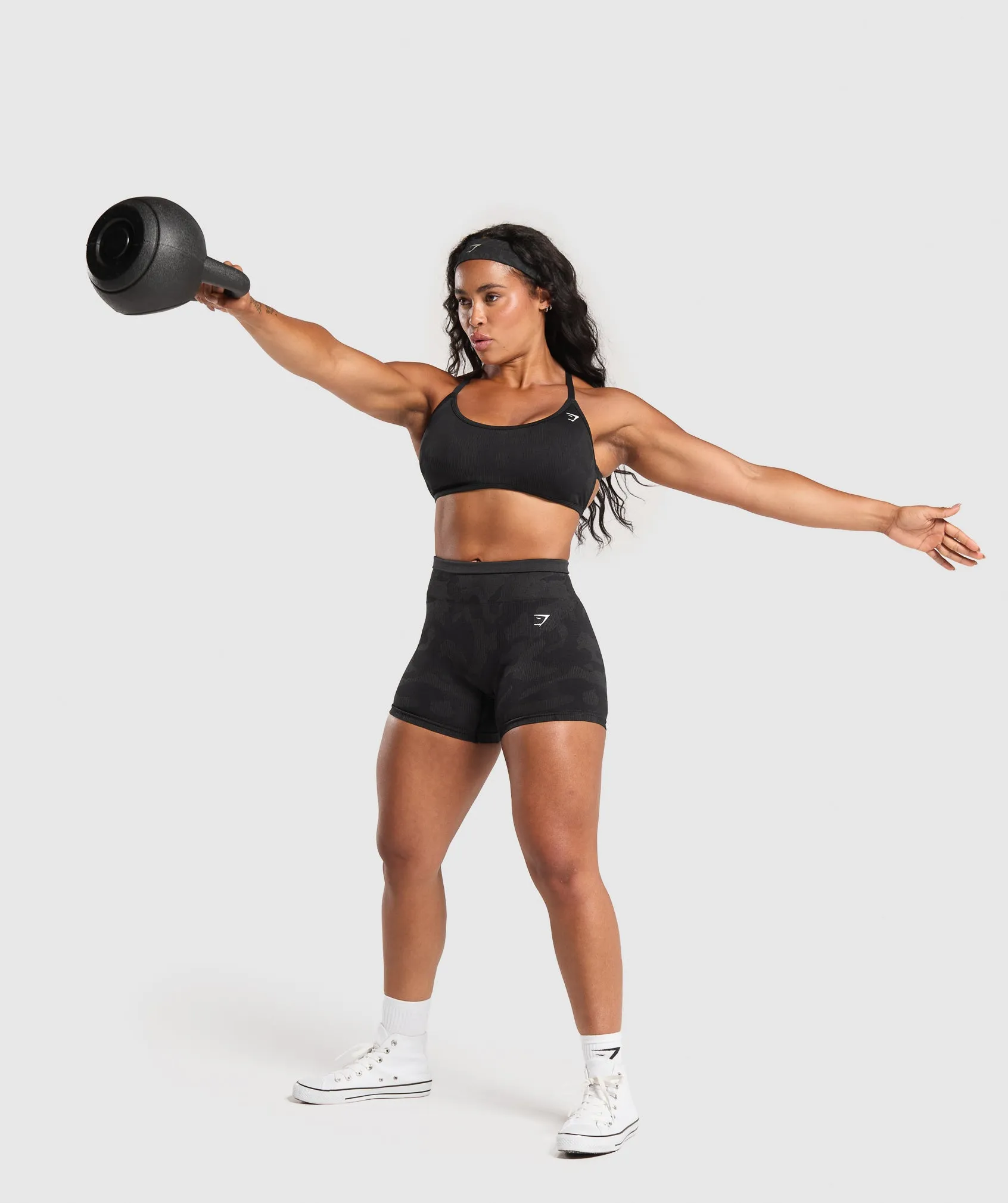Gymshark Adapt Camo Cross Back Sports Bra - Black/Asphalt Grey