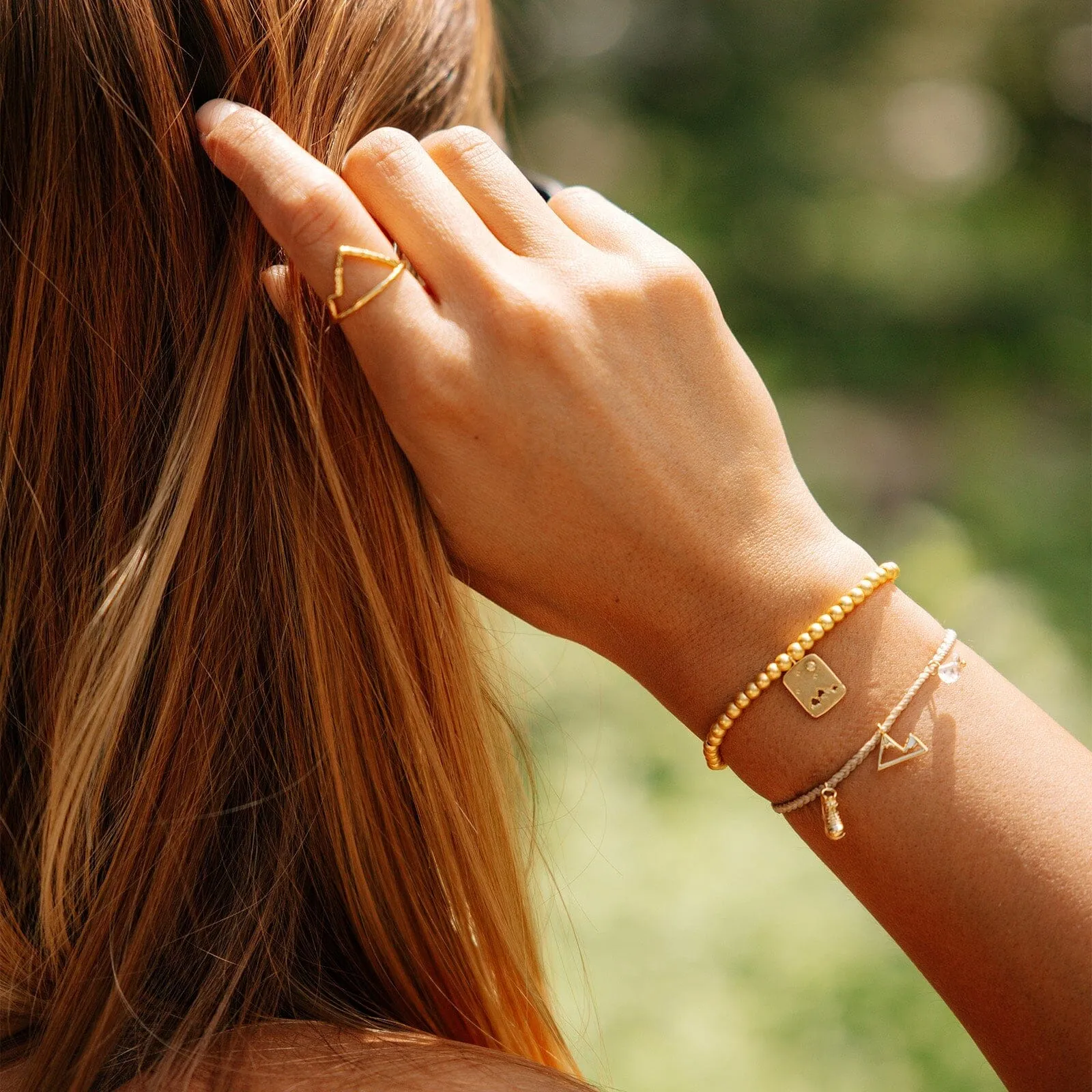 Outdoorsy Gals Metal Bead Stretch Bracelet