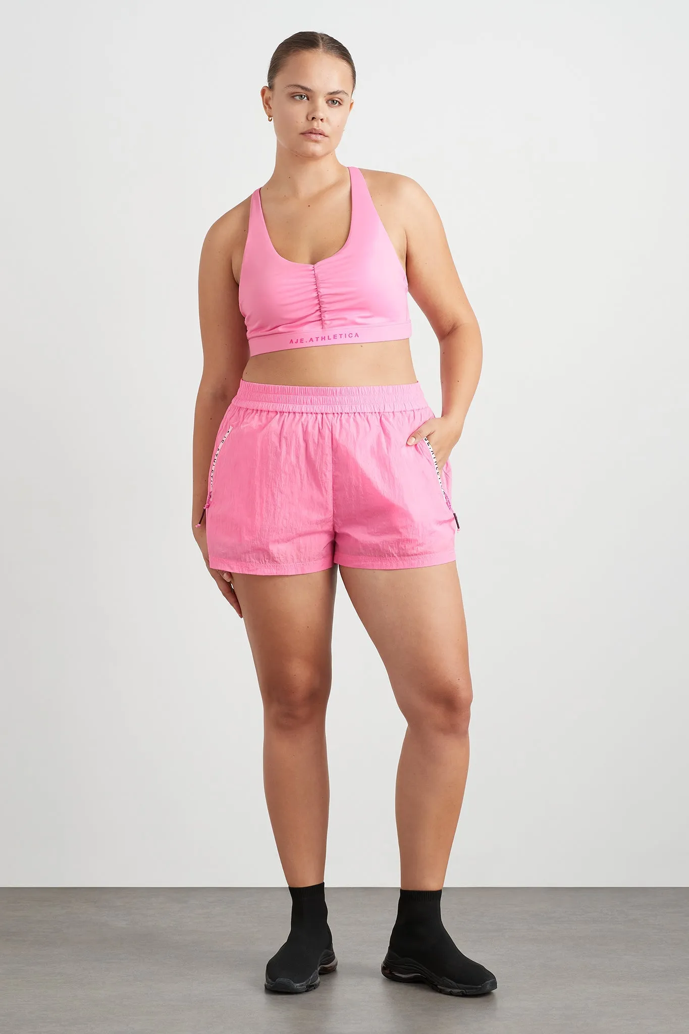 Spray Short 620